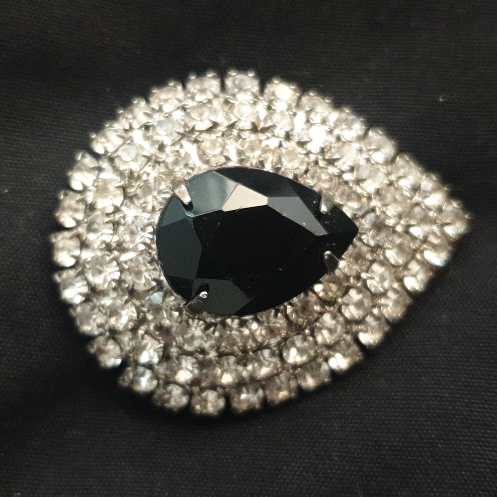 Vintage Rhinestone Tear Shaped Brooch from the early 1960's